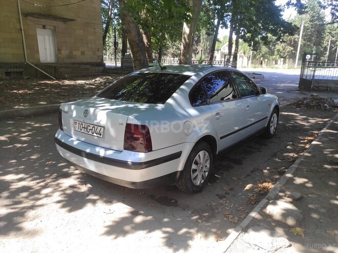 Volkswagen Passat 1998, 375,000 km - 1.8 l - Mingəçevir