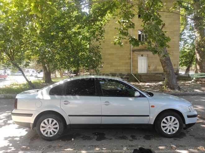 Volkswagen Passat 1998, 375,000 km - 1.8 l - Mingəçevir