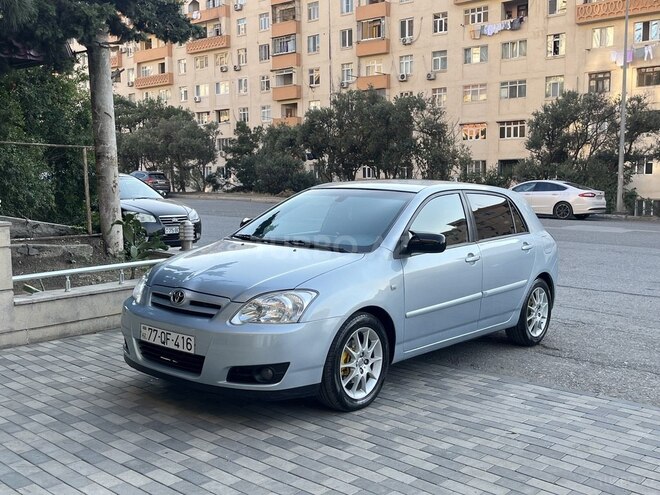 Toyota Corolla 2005, 310,000 km - 1.4 l - Bakı
