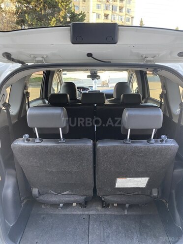 Toyota Sienta 2017, 272,000 km - 1.5 л - Bakı