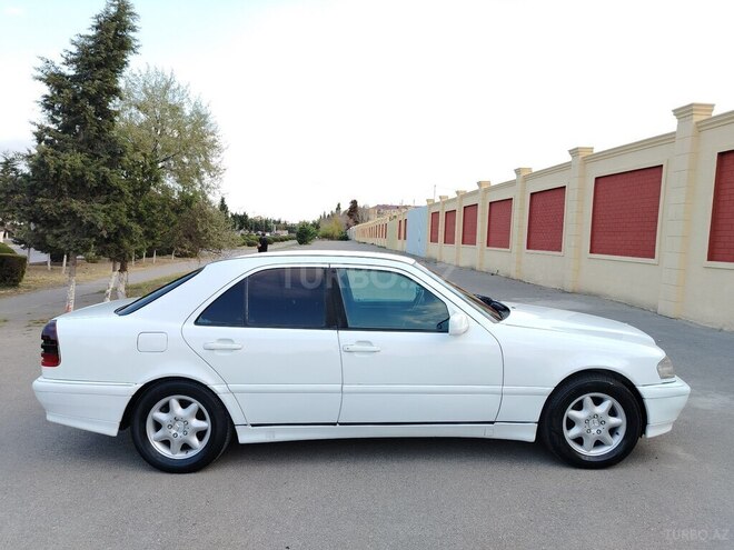 Mercedes C 220 1997, 220,970 km - 2.2 л - Sumqayıt