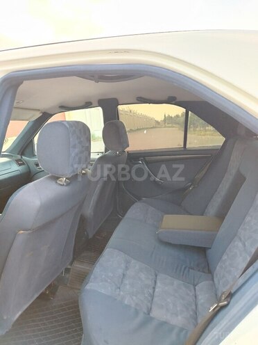 Mercedes C 220 1997, 220,970 km - 2.2 л - Sumqayıt
