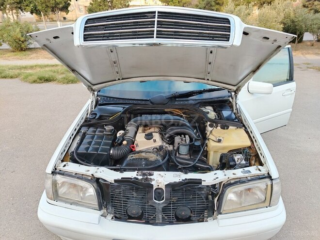 Mercedes C 220 1997, 220,970 km - 2.2 л - Sumqayıt
