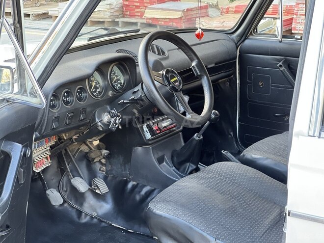 LADA (VAZ) 2106 2002, 79,000 km - 1.6 л - Salyan