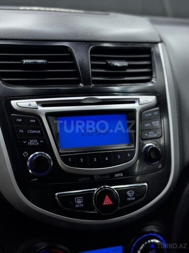 Hyundai Accent 2013, 209,000 km - 1.6 л - Bakı