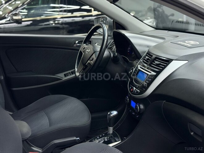 Hyundai Accent 2013, 209,000 km - 1.6 л - Bakı