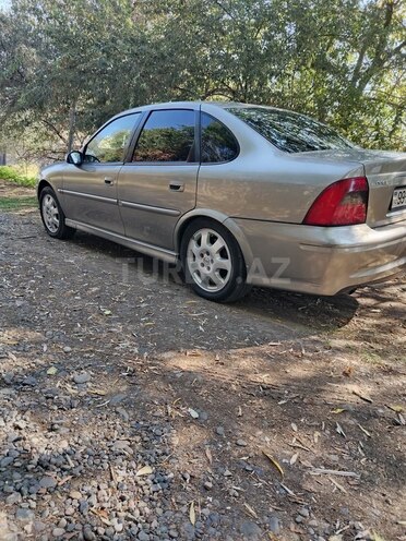 Opel Vectra 1999, 500,125 km - 1.8 l - Sabirabad