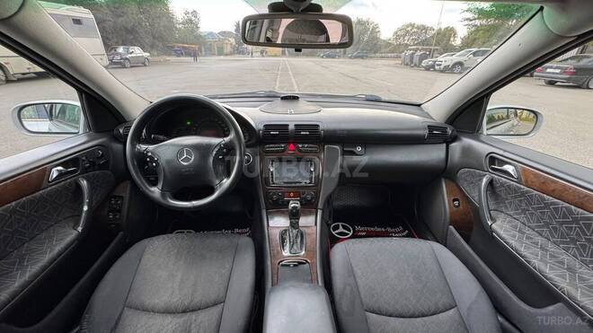 Mercedes C 200 2001, 295,321 km - 2.0 l - Sumqayıt