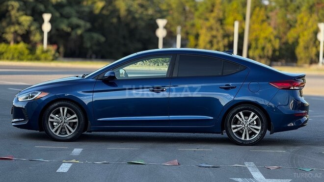 Hyundai Elantra 2018, 170,590 km - 2.0 l - Gəncə
