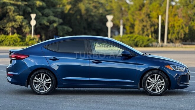 Hyundai Elantra 2018, 170,590 km - 2.0 l - Gəncə