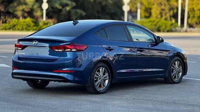 Hyundai Elantra 2018, 170,590 km - 2.0 l - Gəncə