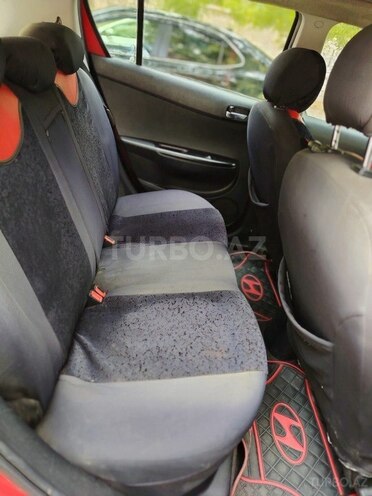 Hyundai i20 2009, 274,000 km - 1.4 l - Bakı