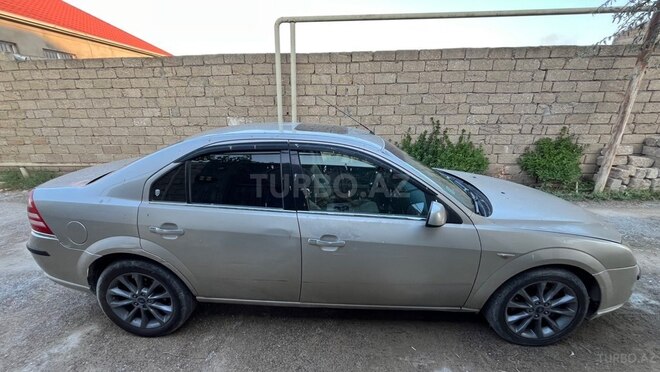 Ford Mondeo 2005, 360,000 km - 2.0 l - Bakı