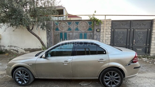 Ford Mondeo 2005, 360,000 km - 2.0 l - Bakı