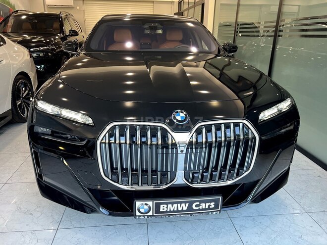 BMW 750e xDrive 2024, 32,000 km - 3.0 л - Bakı