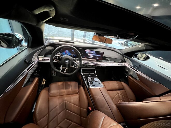 BMW 750e xDrive 2024, 32,000 km - 3.0 л - Bakı