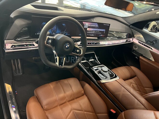 BMW 750e xDrive 2024, 32,000 km - 3.0 л - Bakı