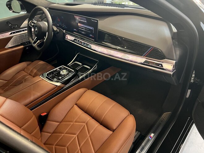 BMW 750e xDrive 2024, 32,000 km - 3.0 л - Bakı