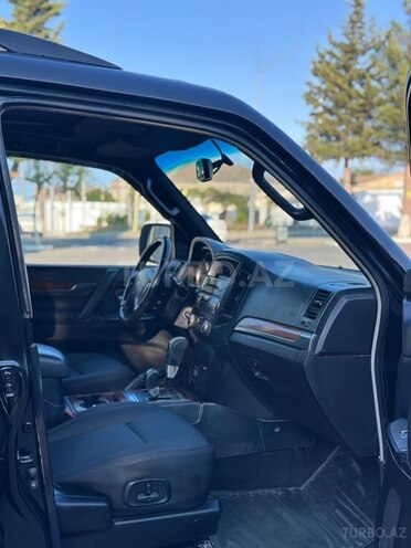 Mitsubishi Pajero 2007, 350,000 km - 3.0 л - Bakı