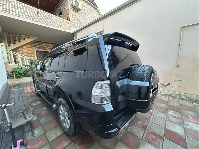 Mitsubishi Pajero 2010, 158,000 km - 3.5 л - Bakı