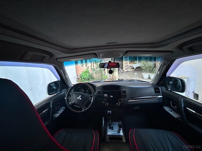 Mitsubishi Pajero 2010, 158,000 km - 3.5 л - Bakı