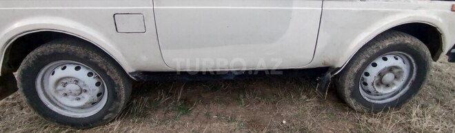 LADA (VAZ) Niva 1991, 896,000 km - 1.6 l - Yardımlı