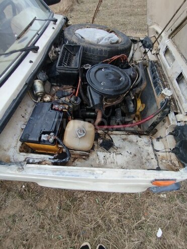 LADA (VAZ) Niva 1991, 896,000 km - 1.6 l - Yardımlı