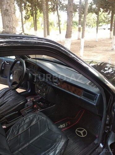 Mercedes 190 1993, 457,369 km - 2.0 l - Sumqayıt