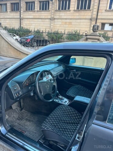 Mercedes C 180 1997, 282,123 km - 1.8 l - Bakı