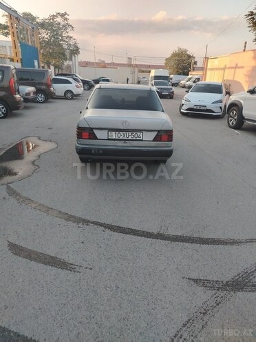 Mercedes  1988, 72,660 km - 2.0 л - Bakı
