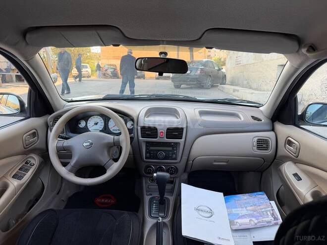 Nissan Sunny 2010, 122,000 km - 1.3 л - Bakı