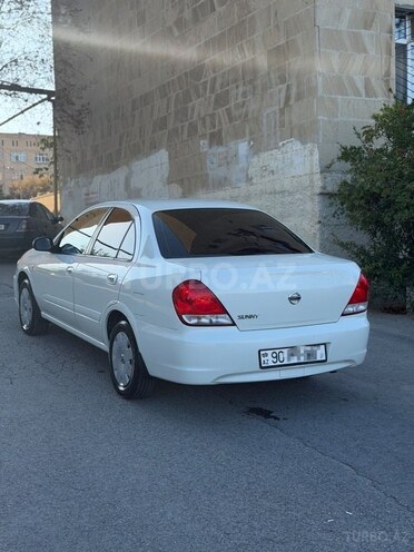 Nissan Sunny 2010, 122,000 km - 1.3 л - Bakı