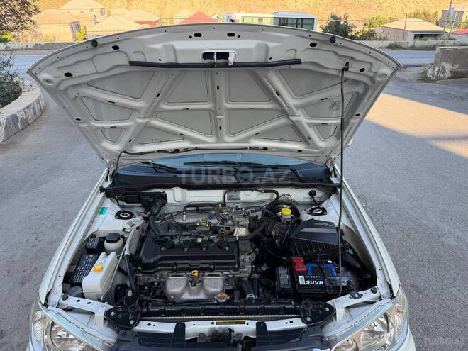 Nissan Sunny 2010, 122,000 km - 1.3 л - Bakı