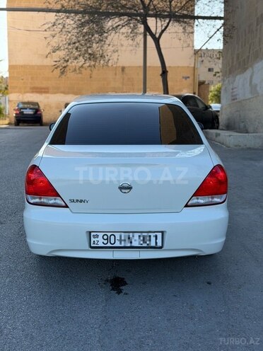 Nissan Sunny 2010, 122,000 km - 1.3 л - Bakı