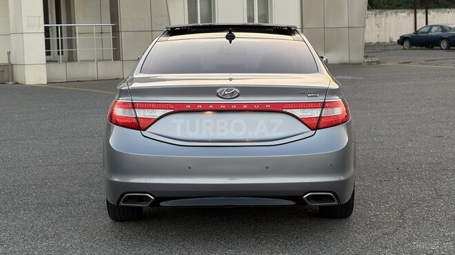 Hyundai Grandeur 2015, 231,000 km - 2.2 l - Bakı
