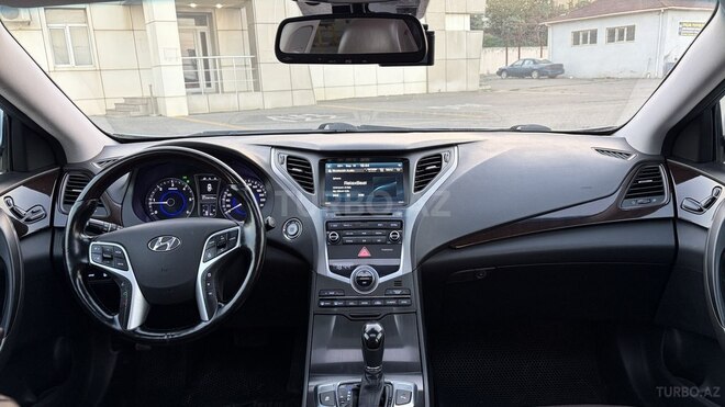 Hyundai Grandeur 2015, 231,000 km - 2.2 l - Bakı