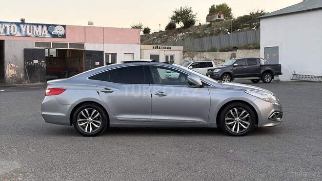 Hyundai Grandeur 2015, 231,000 km - 2.2 l - Bakı