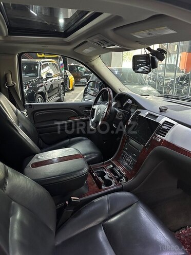 Cadillac Escalade 2006, 220,000 km - 6.2 l - Bakı