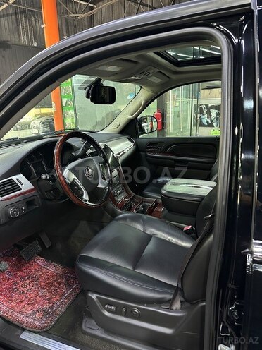 Cadillac Escalade 2006, 220,000 km - 6.2 l - Bakı
