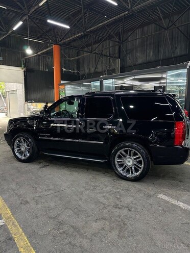 Cadillac Escalade 2006, 220,000 km - 6.2 l - Bakı