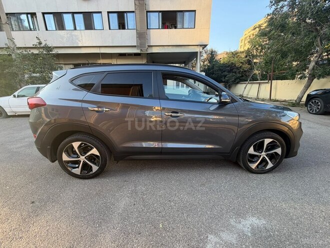 Hyundai Tucson 2017, 200,000 km - 2.0 l - Bakı