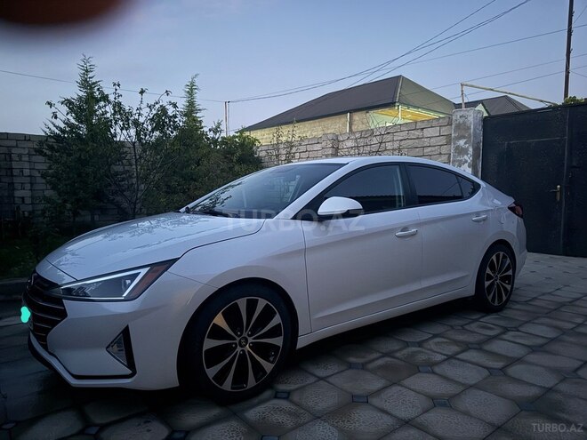 Hyundai Elantra 2018, 252,667 km - 2.0 l - Bakı
