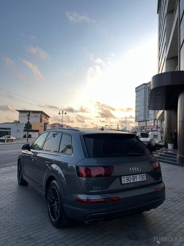 Audi Q7 2018, 172,115 km - 3.0 l - Bakı