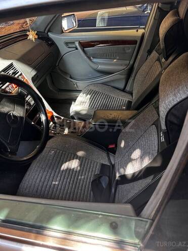 Mercedes C 240 1997, 457,530 km - 2.4 л - Tovuz