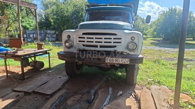 ZIL 130 1989, 555,858 km - 6.0 l - Zaqatala