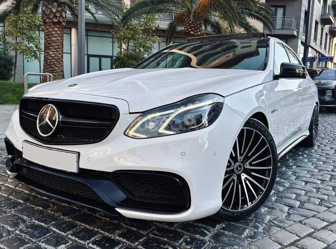 Mercedes E 250 2016, 189,600 km - 2.1 l - Bakı