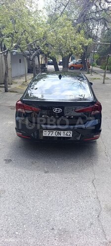 Hyundai Elantra 2019, 138,565 km - 2.0 l - Bakı