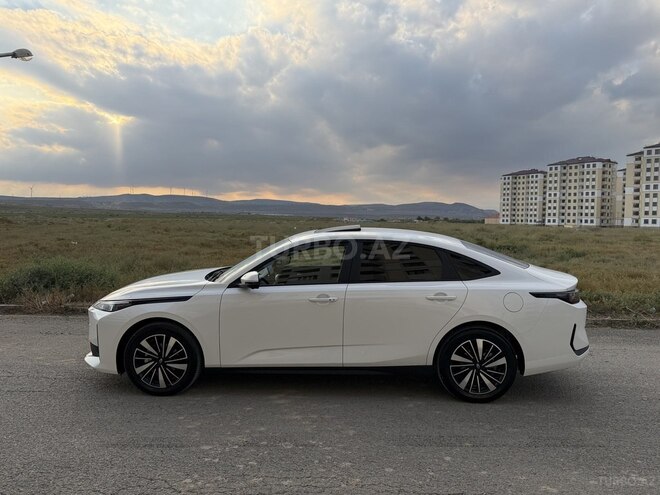 Changan Qiyuan A05 2025, 16,000 km - 1.5 л - Bakı