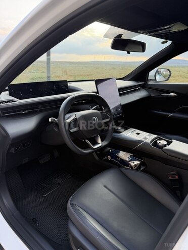 Changan Qiyuan A05 2025, 16,000 km - 1.5 л - Bakı