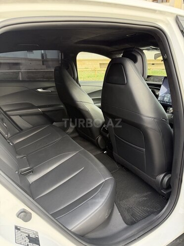 Changan Qiyuan A05 2025, 16,000 km - 1.5 л - Bakı